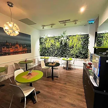 Boutique Hotell 4*